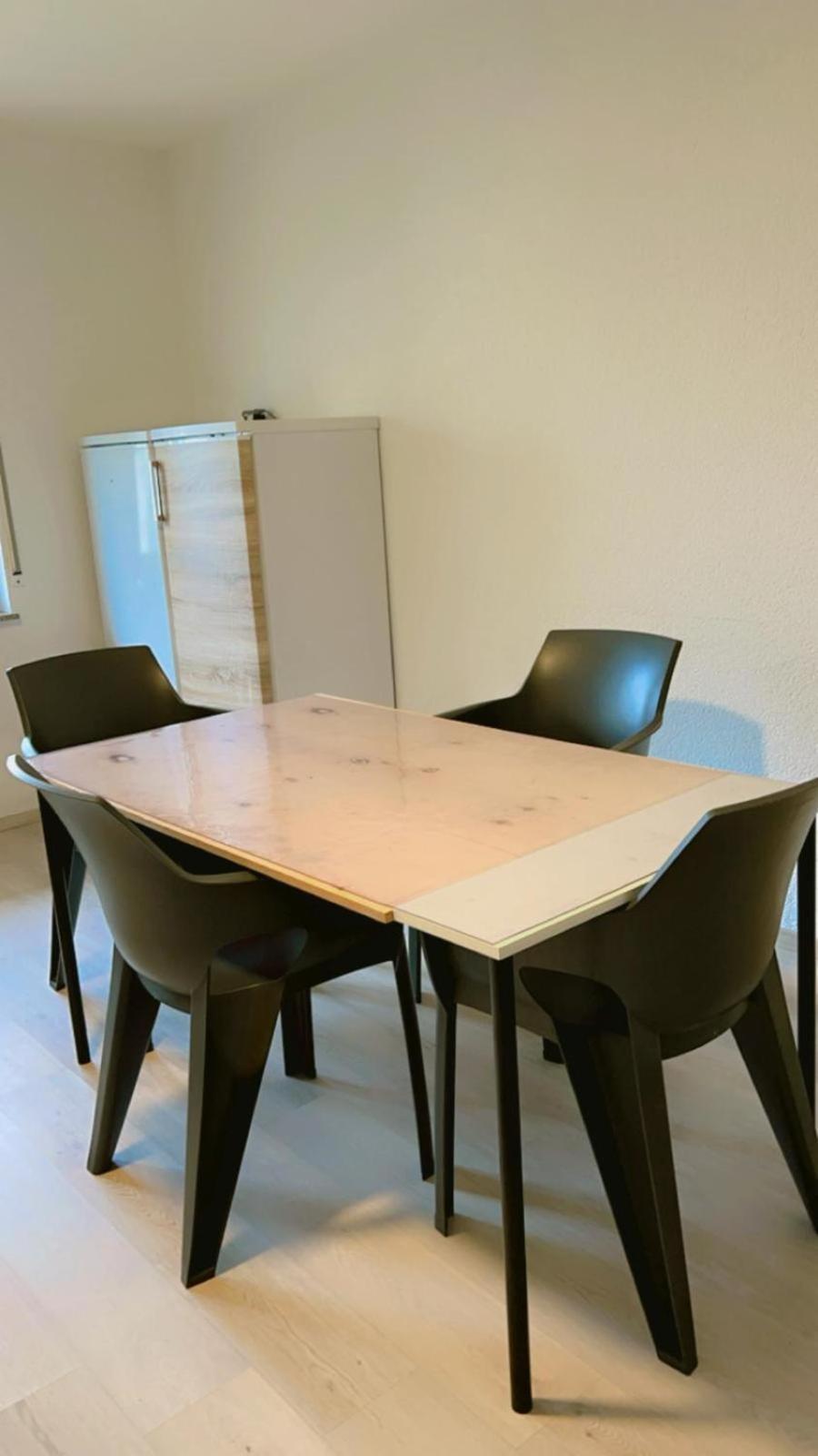 Hoteliving Am Bahnhof Pohlheim Eksteriør billede