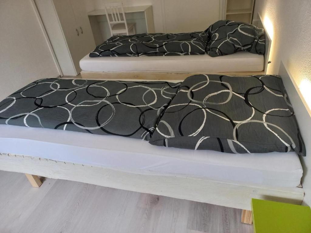 Hoteliving Am Bahnhof Pohlheim Eksteriør billede
