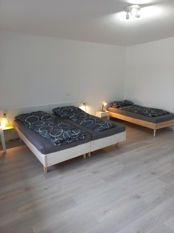 Hoteliving Am Bahnhof Pohlheim Eksteriør billede